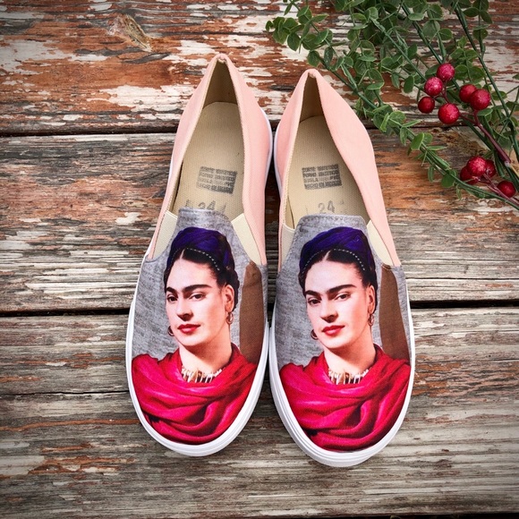 Frida Kahlo Canvas Flats/Loafers Gray - Picture 2 of 4